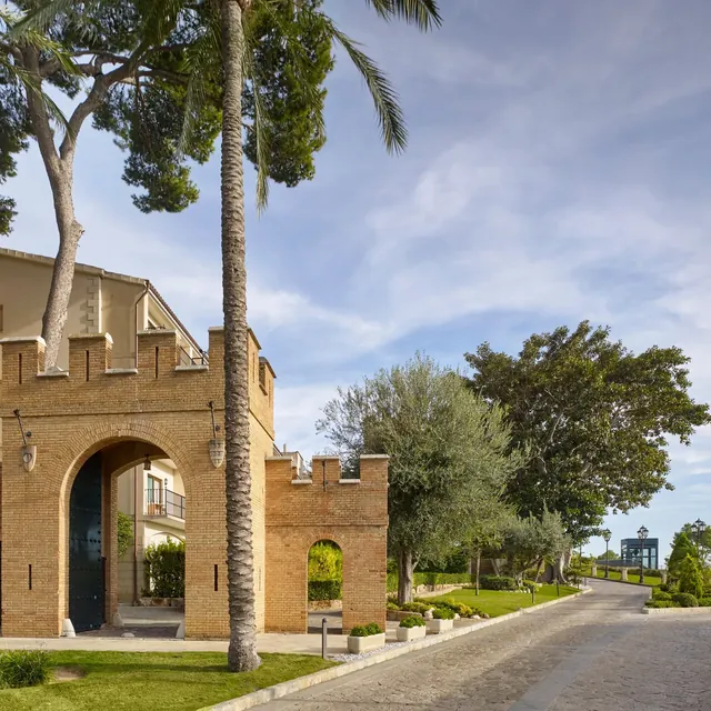 Spa Castillo Hotel Son Vida - Image 2