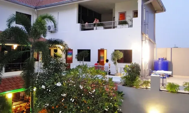 Sansuk Sauna & Guesthouse