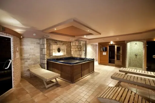 Hotel Makár Wellness - Image 2