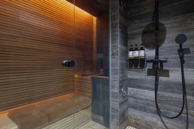 UUSIN by NEXT SAUNA