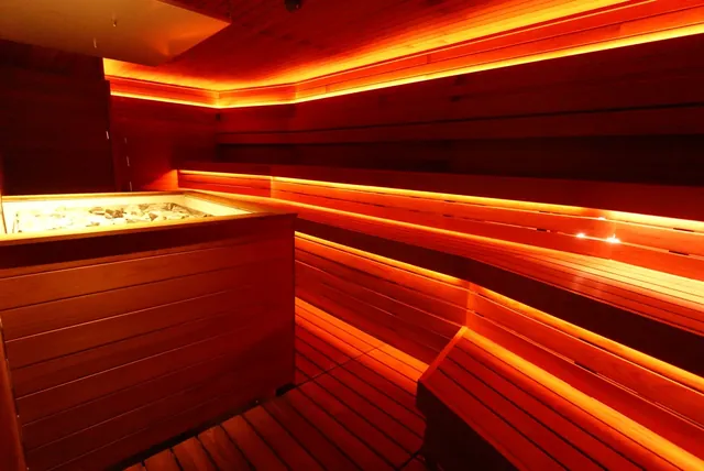 CORE SAUNA 堺東駅前店