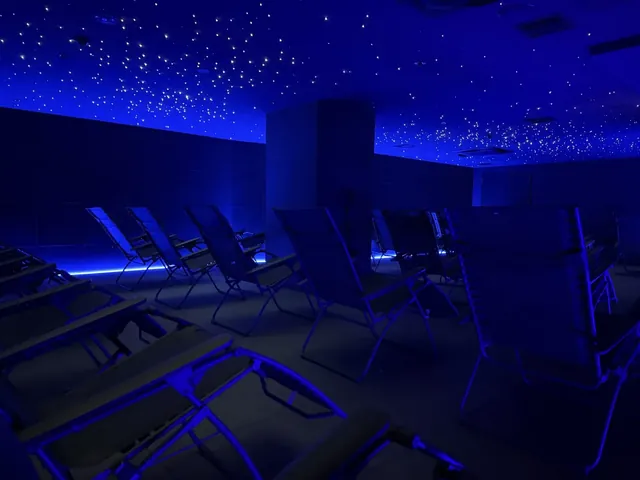 CORE SAUNA 堺東駅前店 - Image 3