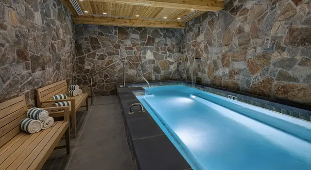 Stillwell Spa at Snowpine Lodge