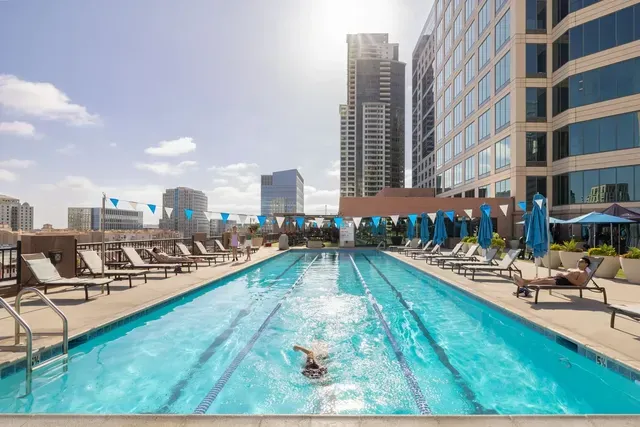 Broadway Athletic and Swim Club