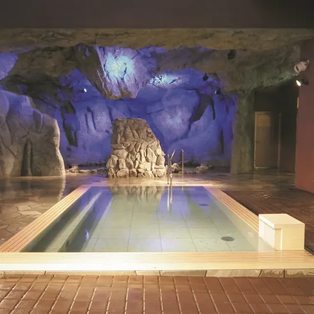 苗穂駅前温泉 蔵ノ湯