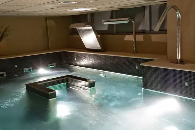 Kumaras Spa