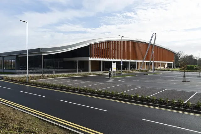 Braywick Leisure Centre - Image 2