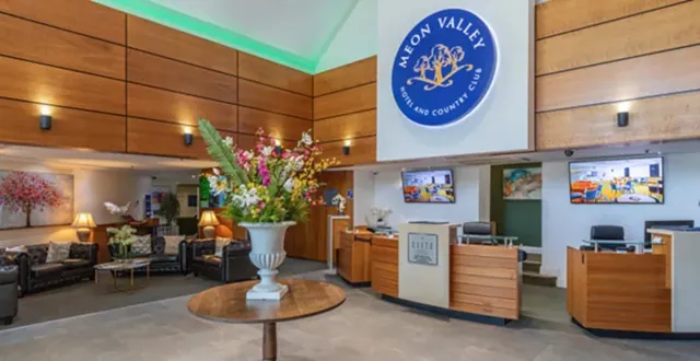 Meon Valley Hotel Golf & Country Club Spa - Image 3