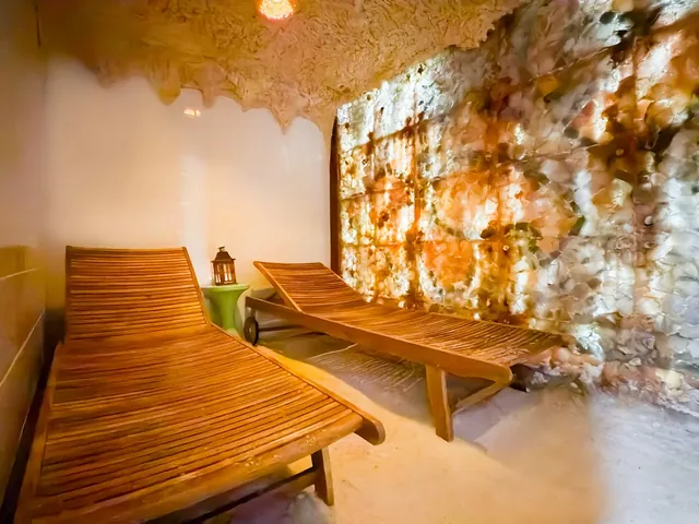 Hotel Hradec Private Sauna - Image 2