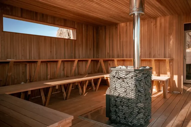 BookSauna Lurastø – Felix, Rikke & Henki