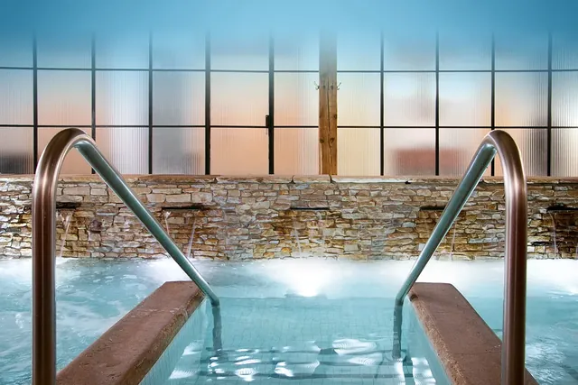 Body Blitz Spa - Image 2