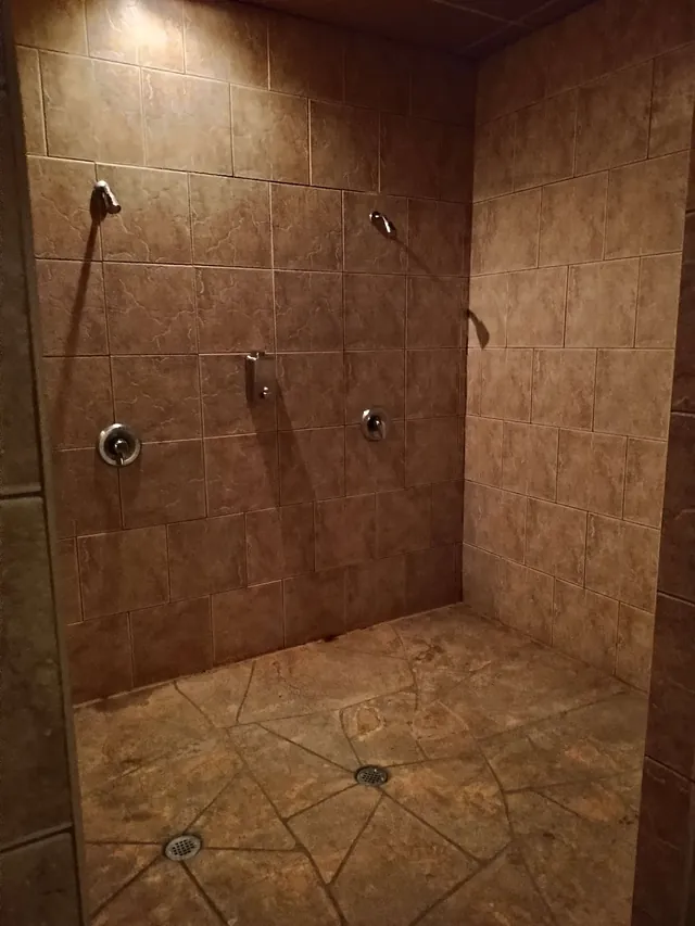 Splash Steam and Sauna - Image 3