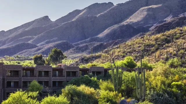 Lakeside Spa at Loews Ventana Canyon Resort