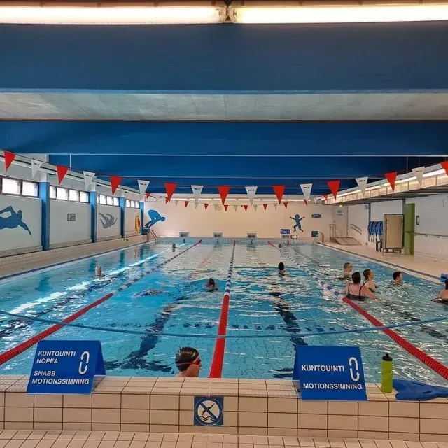 Petreliuksen uimahalli