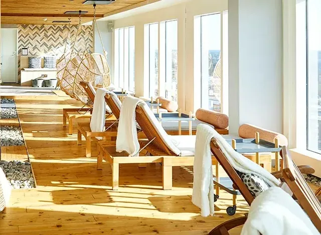 Sky Spa Plaza - Image 2