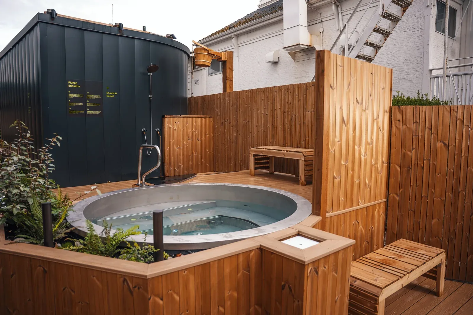 Ærth Saunas, Victoria