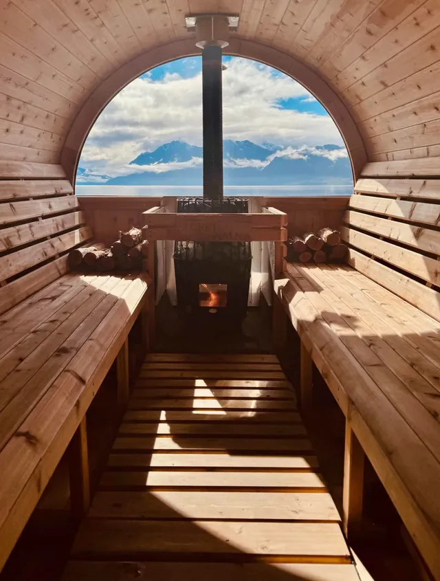 The Secret Sauna Lake Hāwea - Image 2
