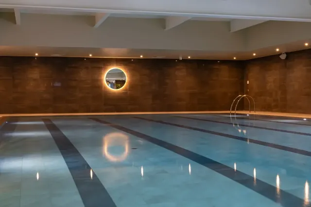 David Lloyd Bushey - Image 3