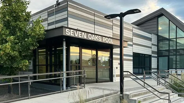 Seven Oaks Pool - Image 2