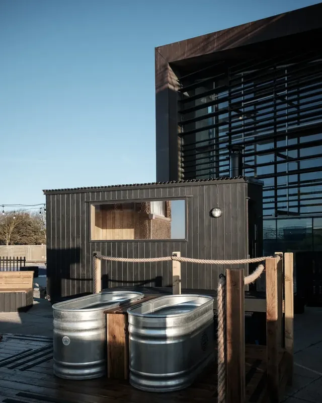 Luna Hut Sauna Worthing