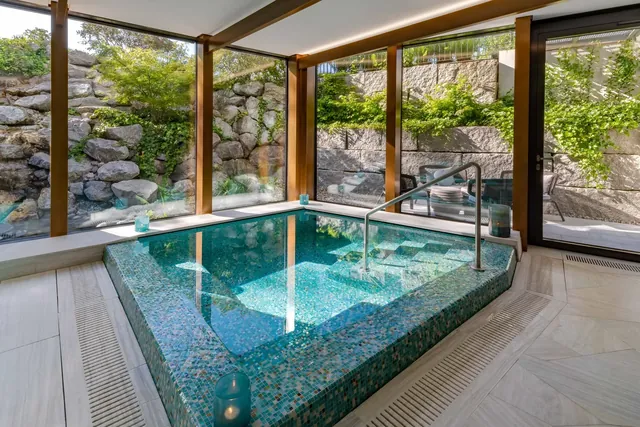 ReFIVE Spa, FIVE Zurich